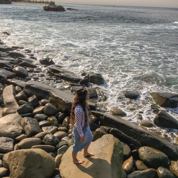 Meet your Posher, Cassia - Picture 5 of 7